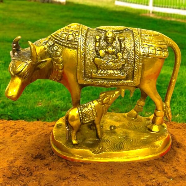 COPRASIA Brass Kamadhenu Mata Idol (15 cm) – Sacred Cow with Calf Statue for Puja, Vastu & Home Decor