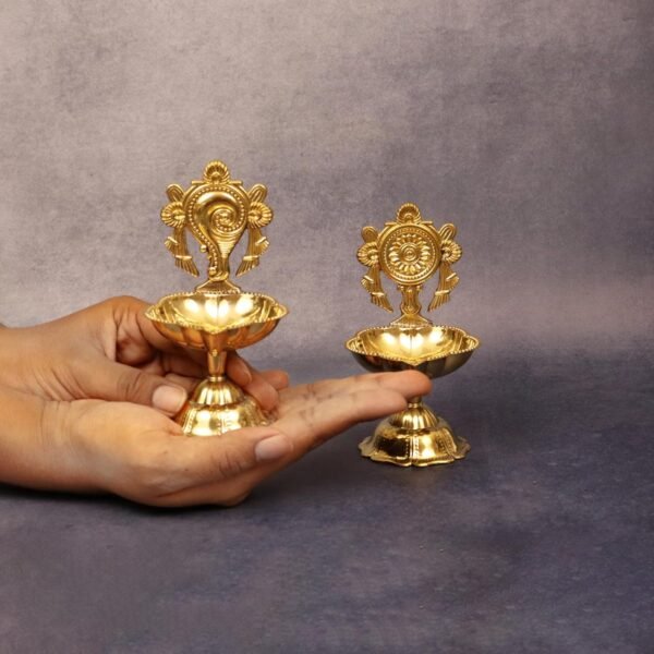 COPRASIA Brass Shankh Chakra Diya – Sacred Oil Lamp for Puja, Vastu & Temple Decor - Image 4